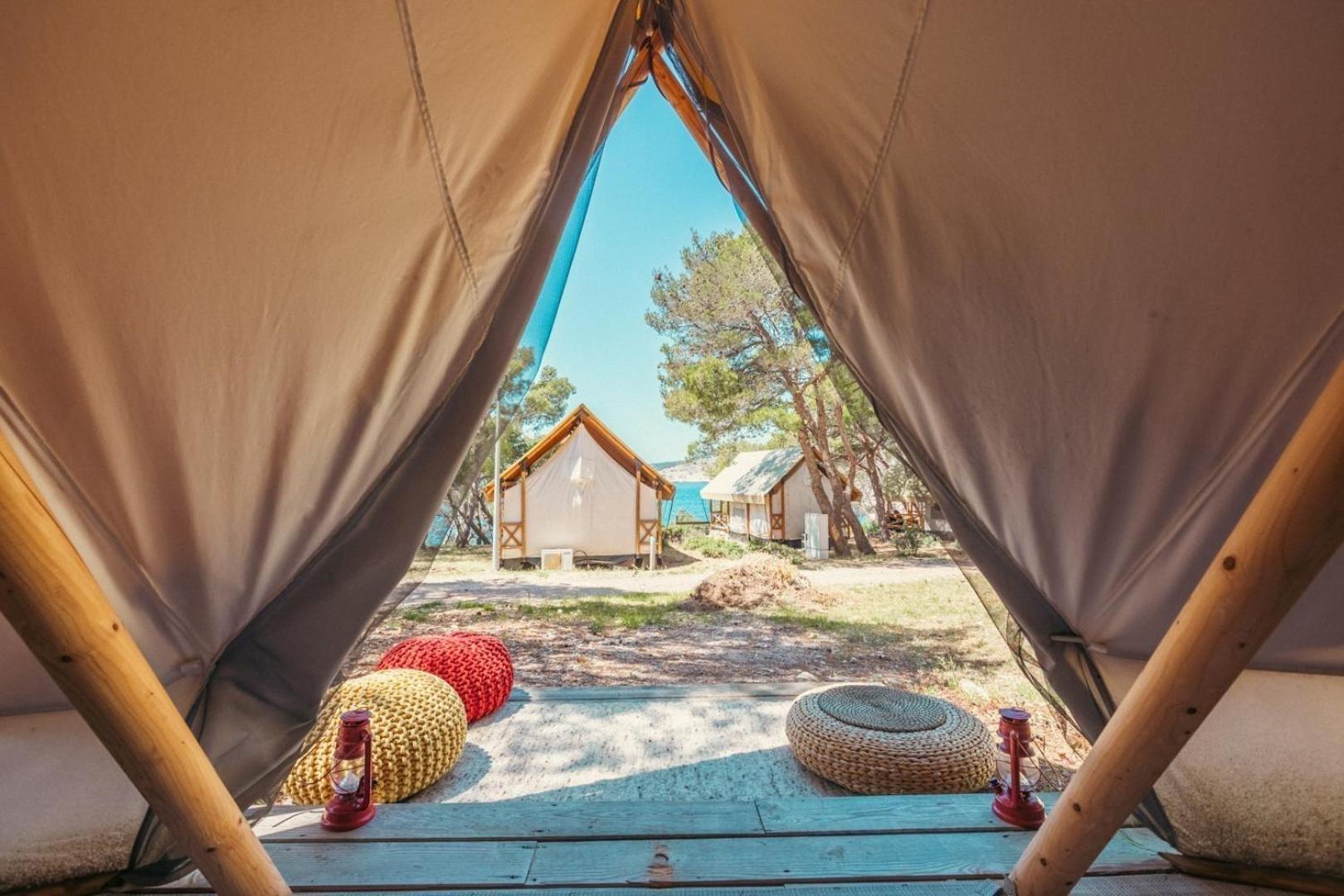 Hotel O-tents By