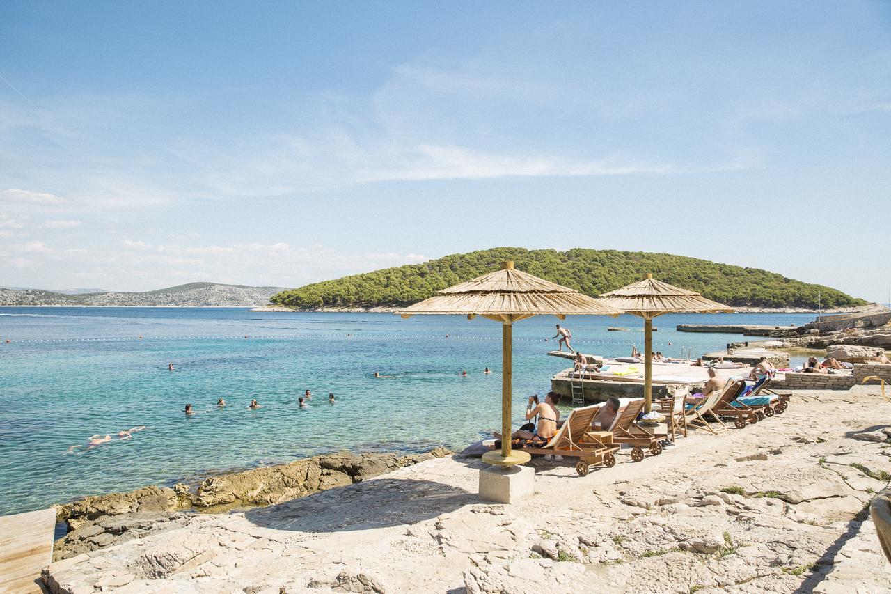 Hotel O-tents By Obonjan Island